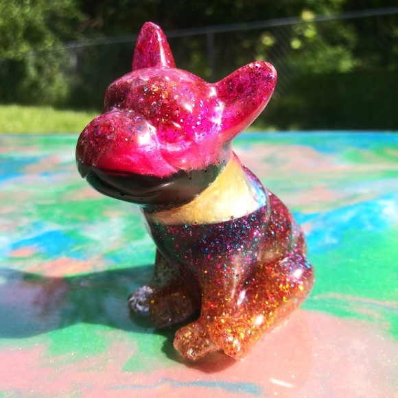 🐕SOLD🐕 Cute Frenchie Bulldog Resin Art Cute Sparkles Gift Shiny Handmade - Picture 4 of 15